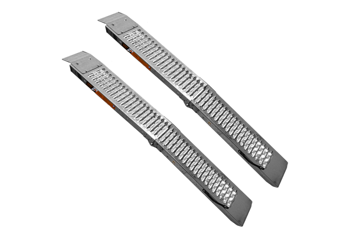 UNITRAILER ALR004 salokāmas tērauda rampas piekabēm 170 cm 454 kg 2 gabalu komplekts